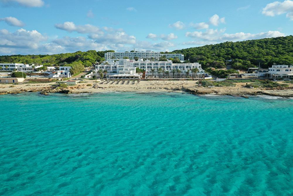 Riu La Mola Hotel Playa Migjorn Bagian luar foto