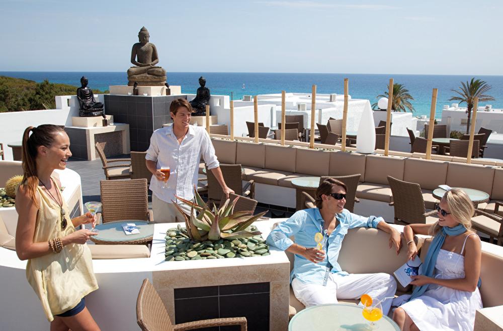 Riu La Mola Hotel Playa Migjorn Bagian luar foto